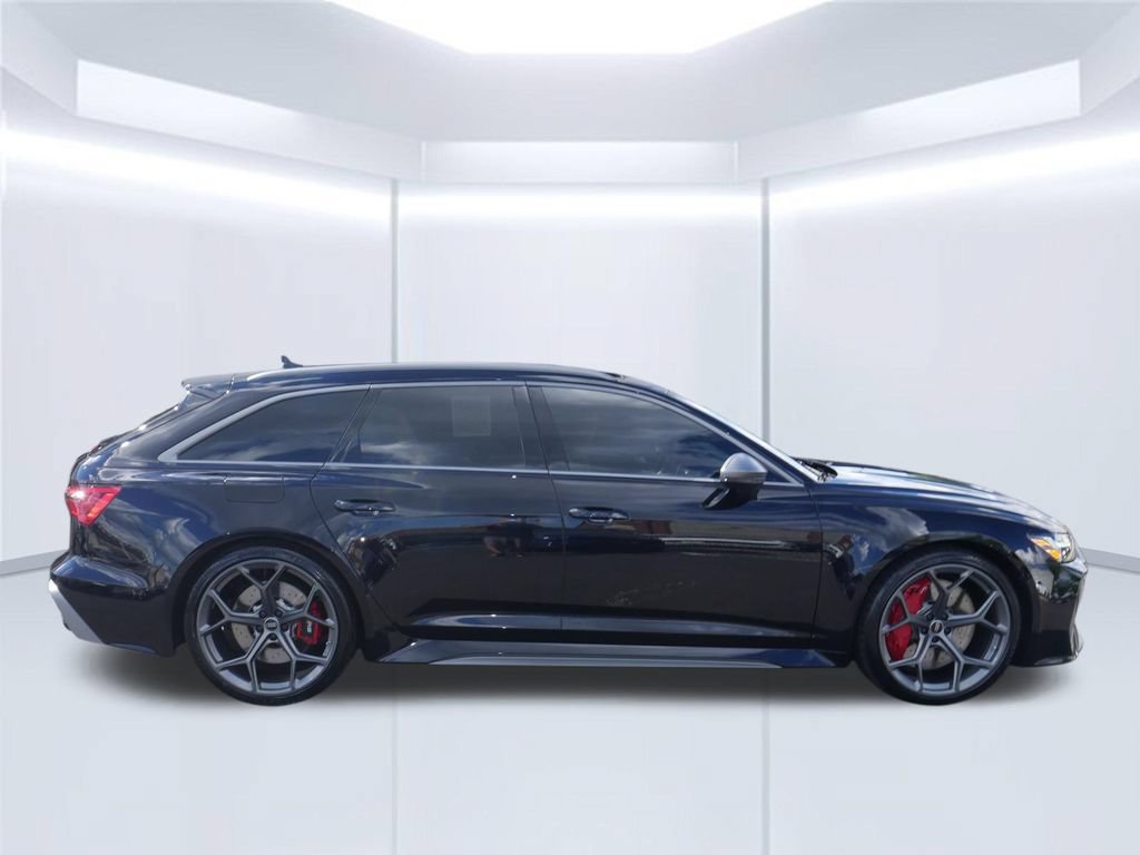 Certified 2024 Audi RS 6 performance AWD/4WD image 12