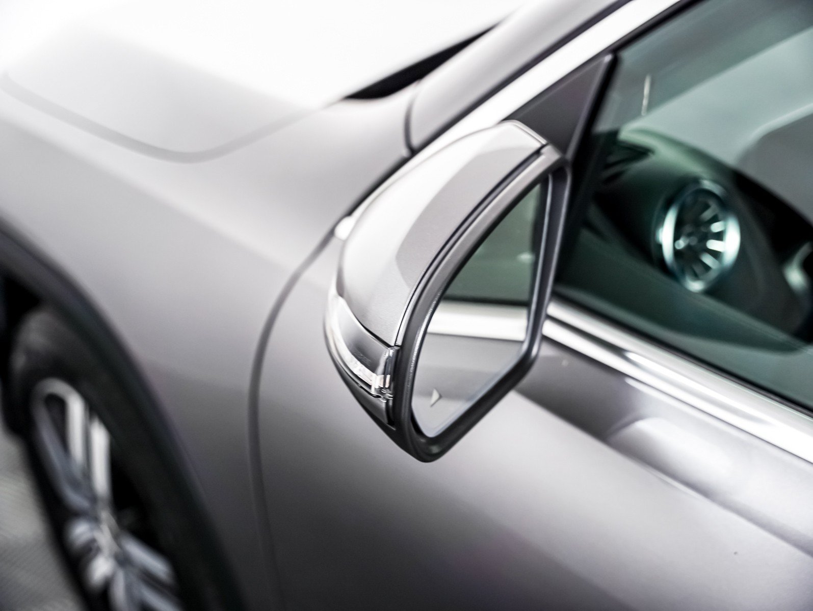 Certified 2025 Mercedes-Benz EQB 250+ image 23