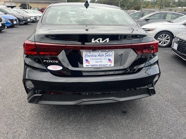 Used 2022 Kia Forte LXS image 9