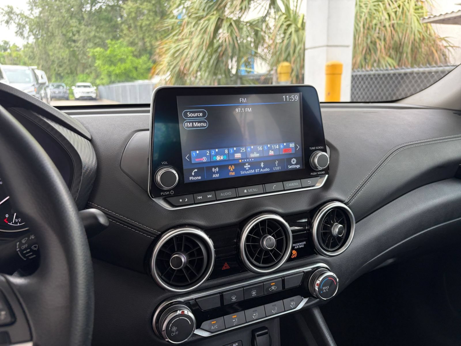 Used 2025 Nissan Sentra SV FWD image 16