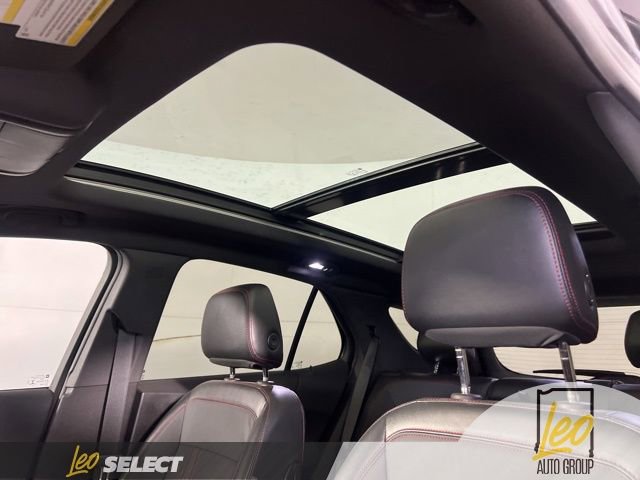 Used 2023 Chevrolet Equinox RS FWD image 15