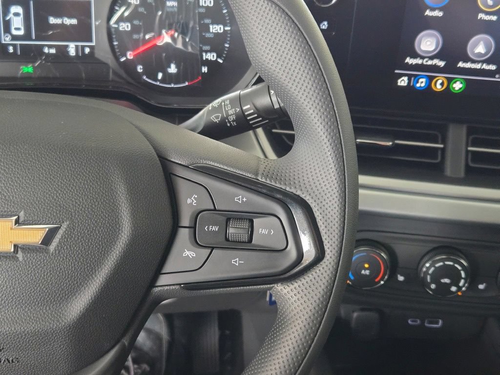 New 2026 Chevrolet Trax LS w/ LS Convenience Package FWD image 27