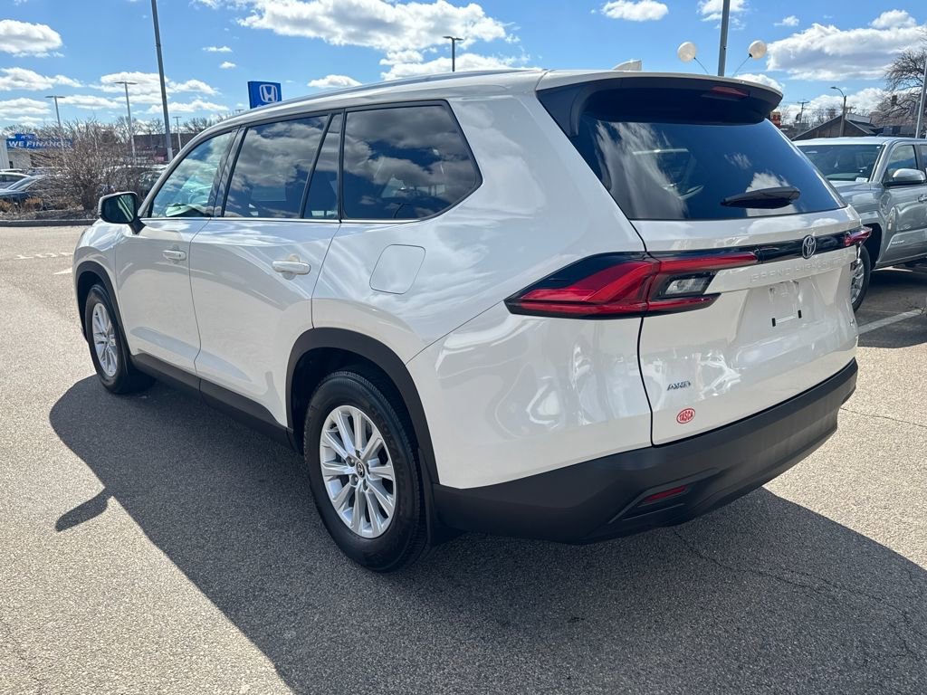 Used 2024 Toyota Grand Highlander XLE image 5