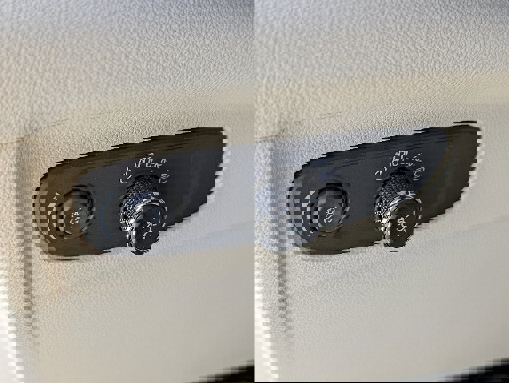 Certified 2023 Buick Envision Preferred image 27