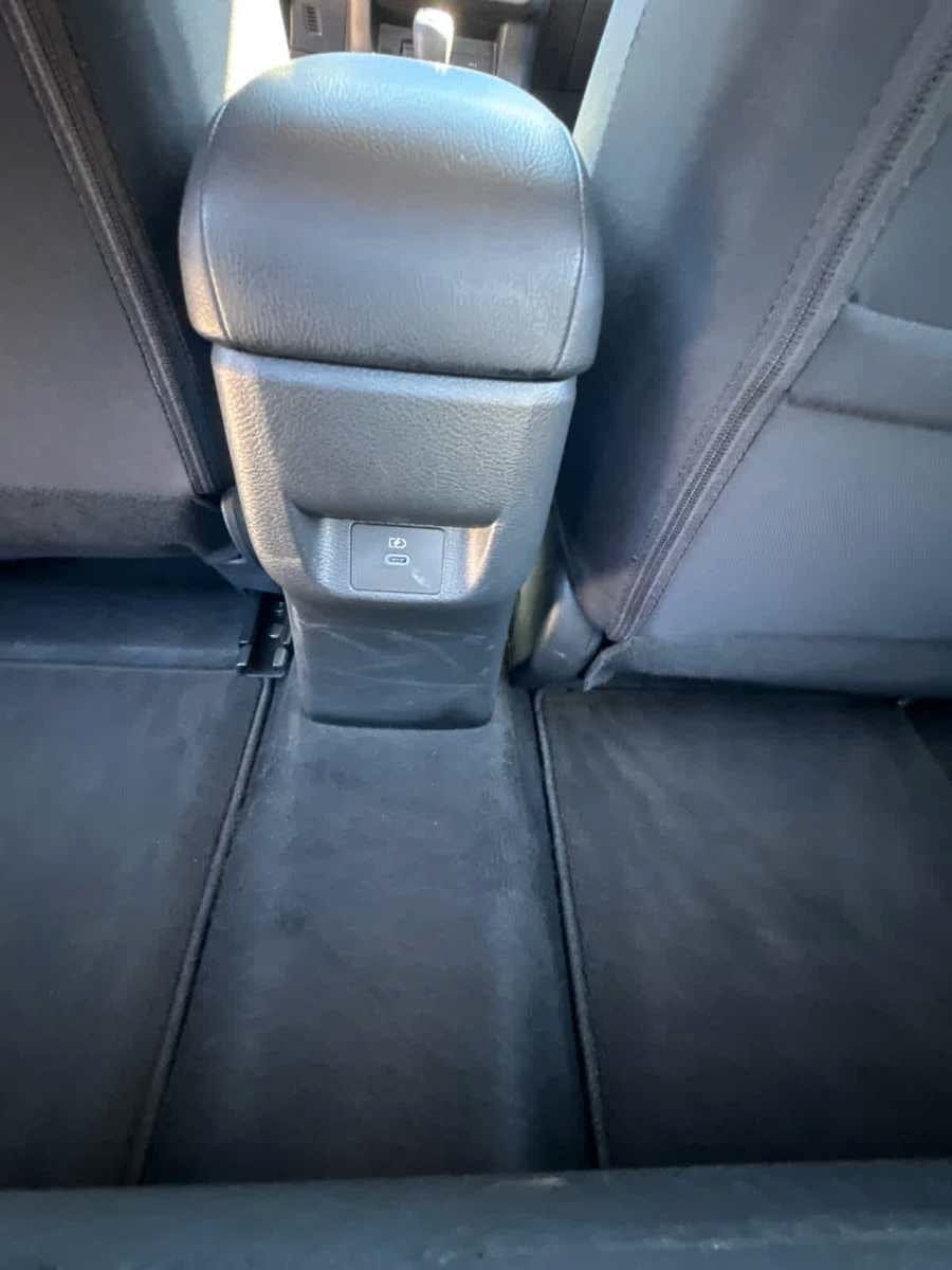 Used 2025 Nissan Versa SR w/ Trunk Package FWD image 24