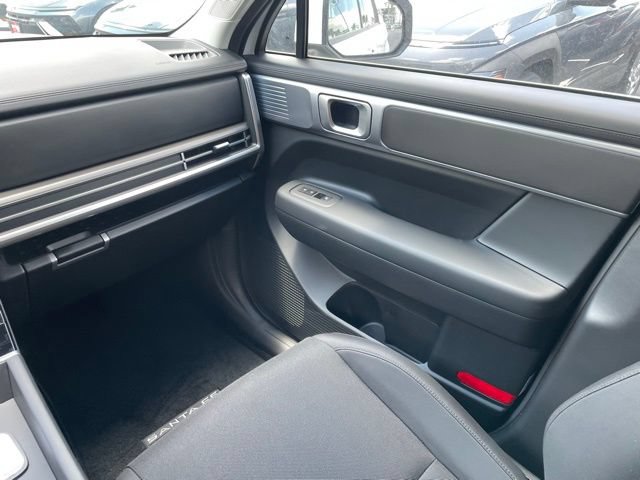 New 2026 Hyundai Santa Fe SE FWD image 18