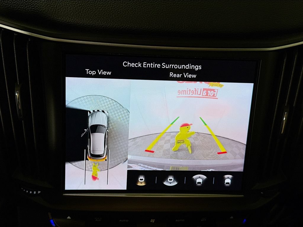 Used 2022 Maserati Levante GT AWD/4WD image 6