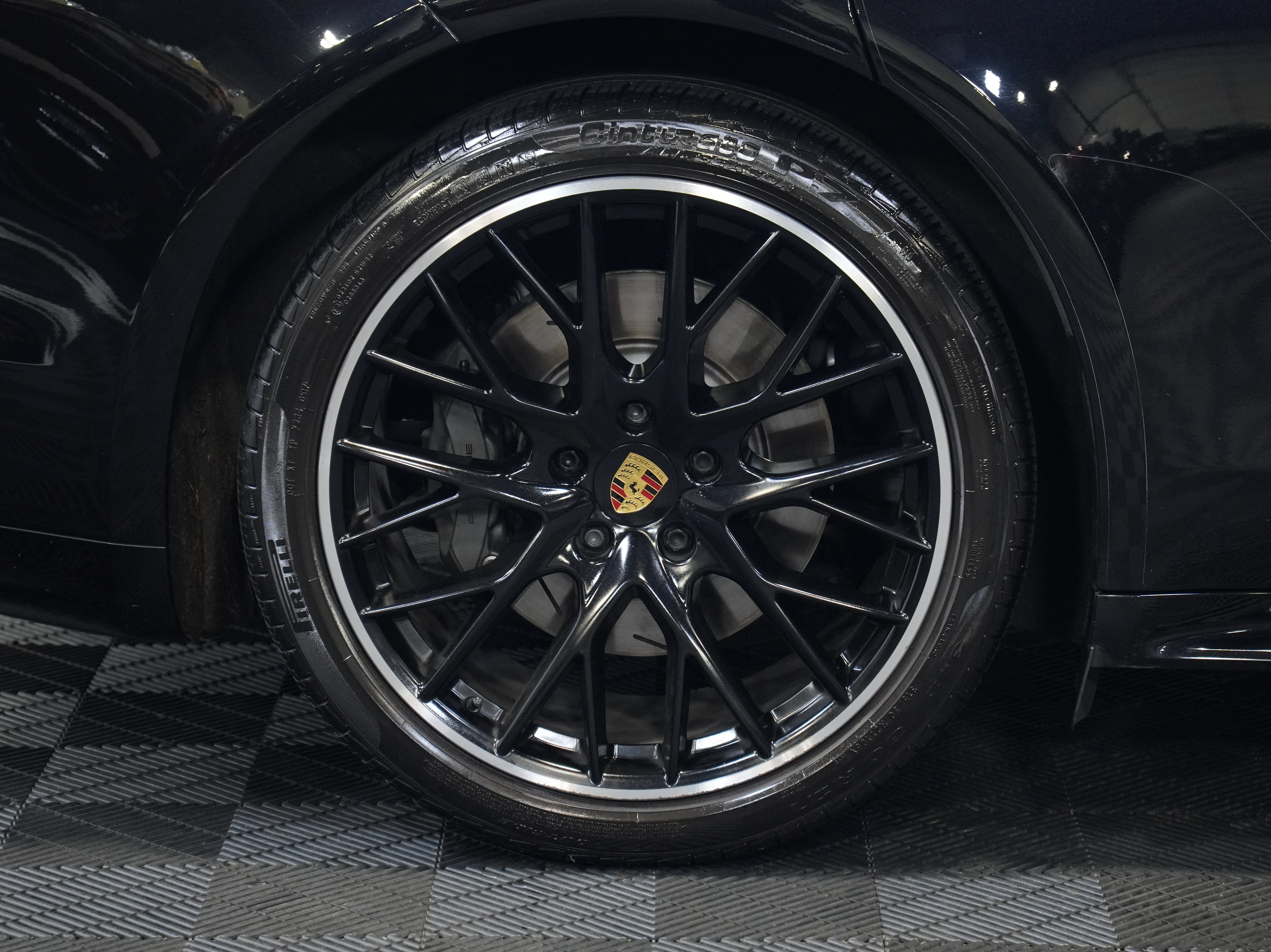 Used 2018 Porsche Panamera 4S AWD/4WD image 54