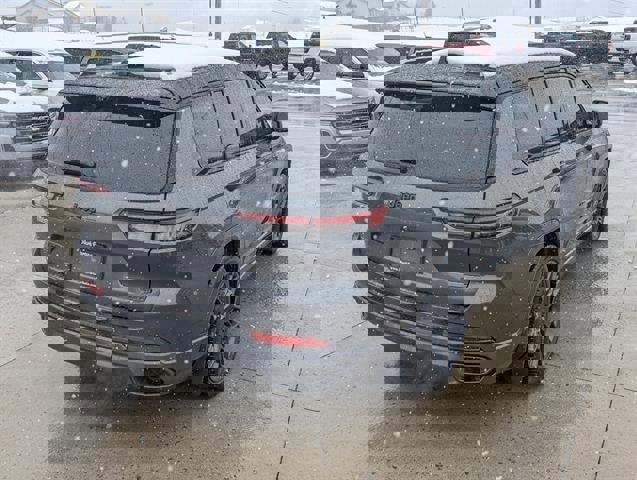 Used 2023 Jeep Grand Cherokee L Summit image 7