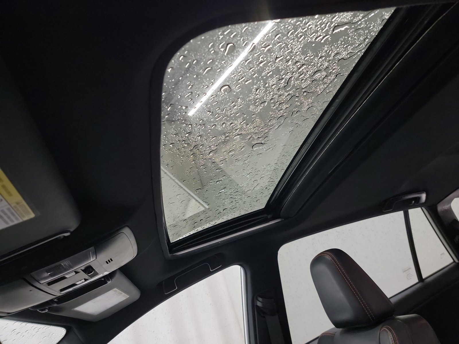 Used 2017 Toyota RAV4 SE image 24