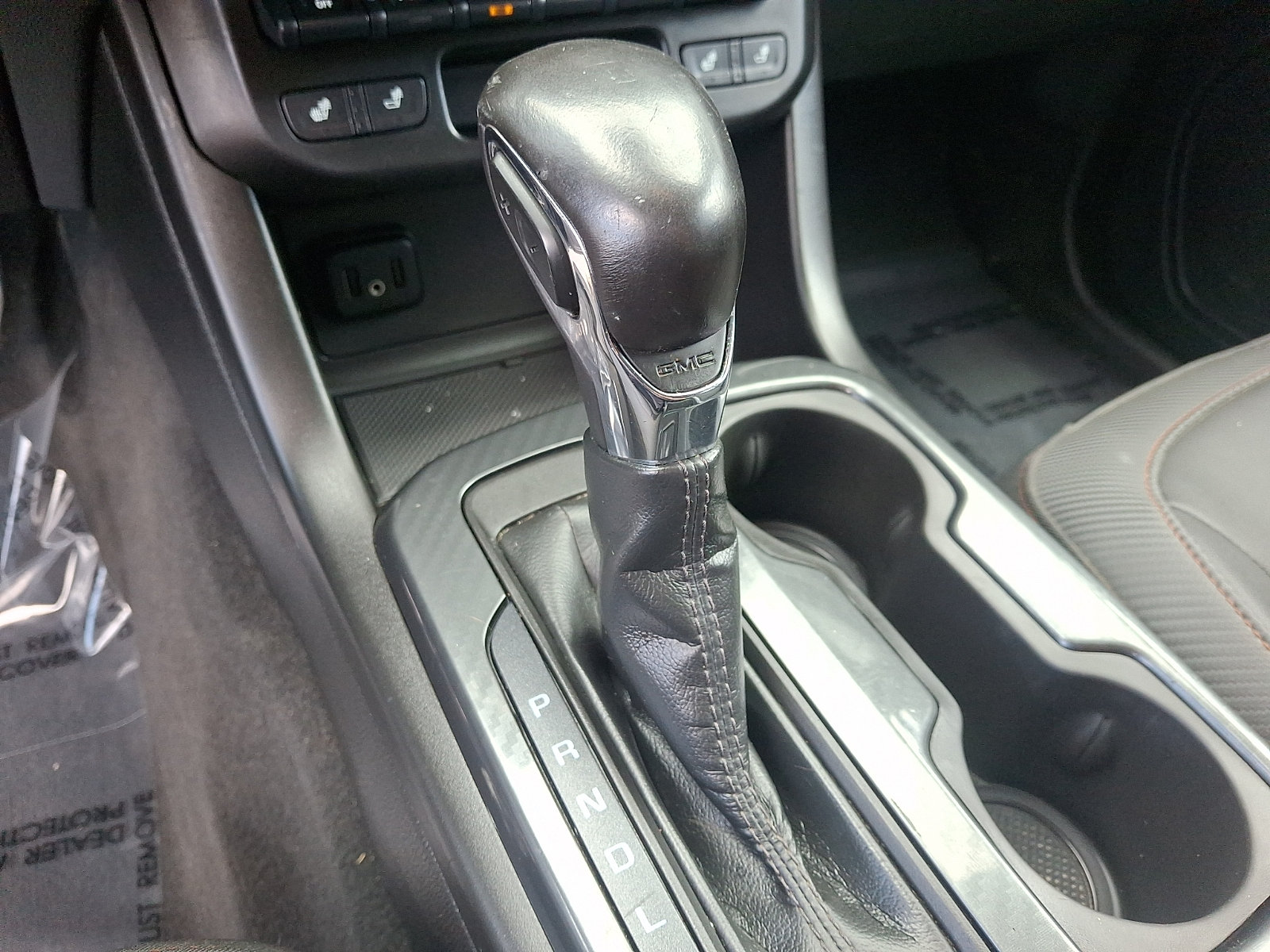 Used 2022 GMC Canyon AT4 w/ Driver Alert Package AWD/4WD image 14