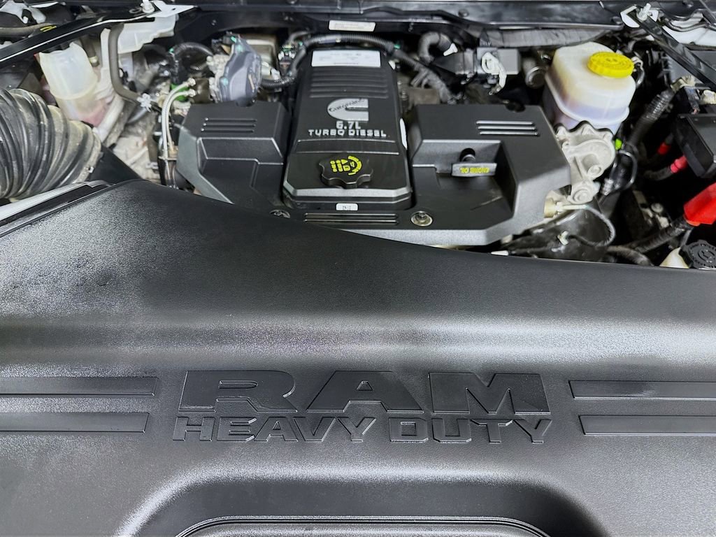 Used 2024 RAM 3500 Big Horn image 32