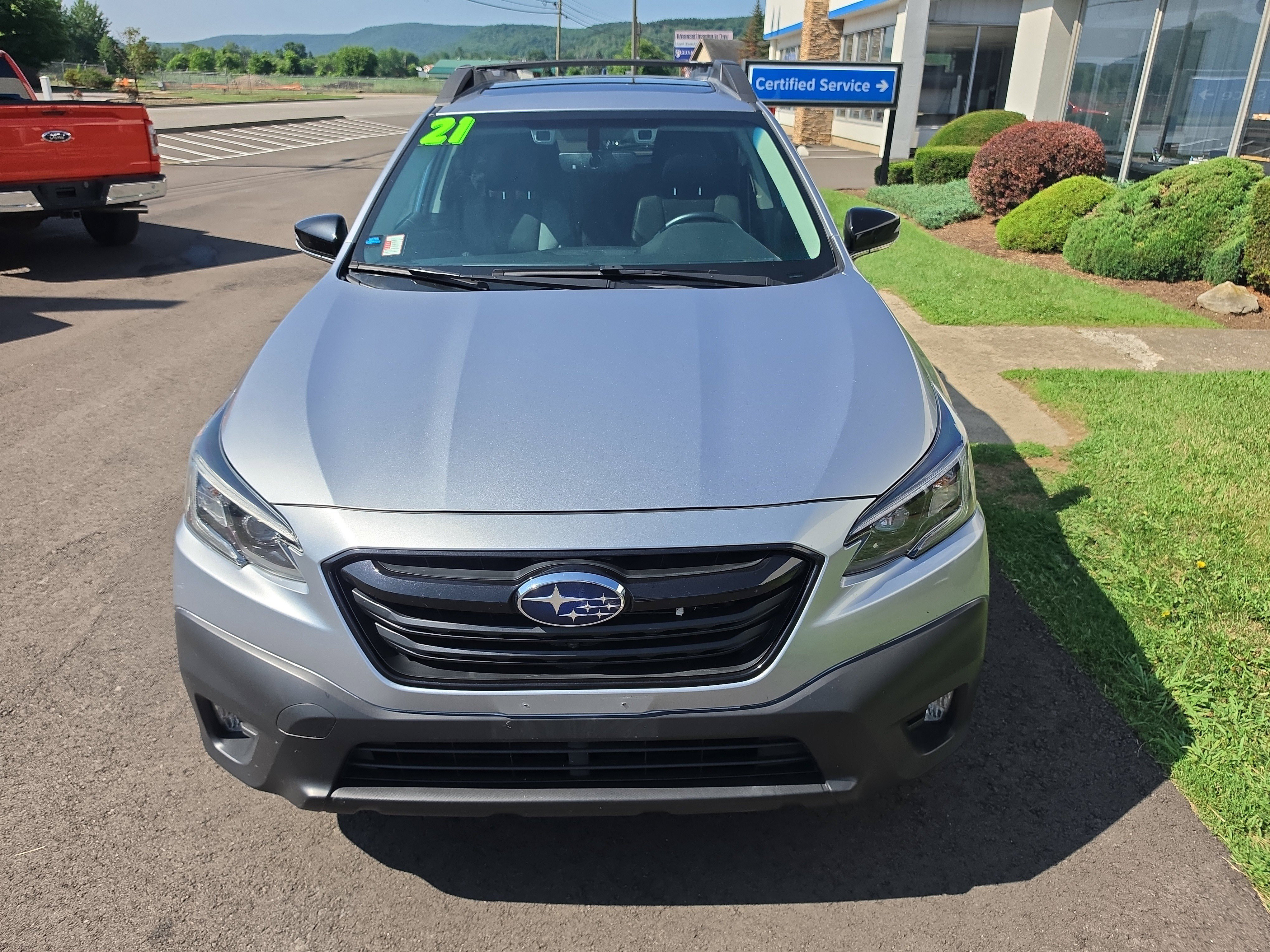 Used 2021 Subaru Outback Onyx Edition XT AWD/4WD image 9