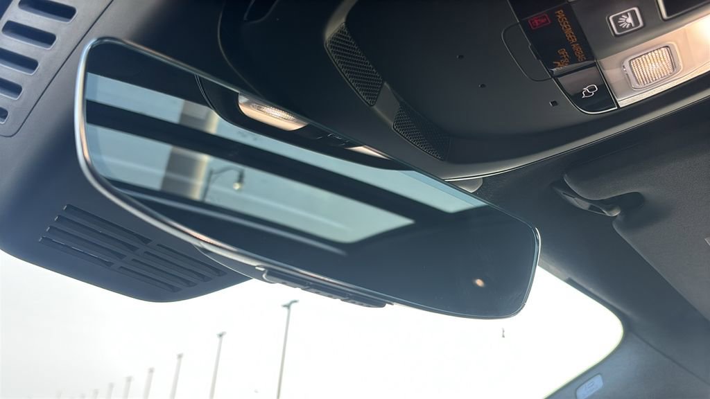 New 2026 Volvo XC40 B5 Ultra w/ Protection Package Premier image 24