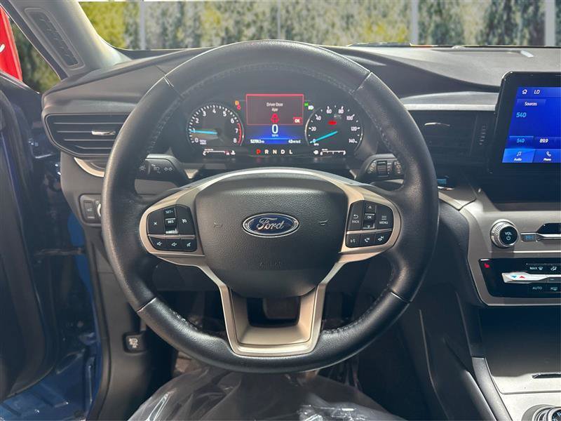 Used 2022 Ford Explorer XLT AWD/4WD image 18