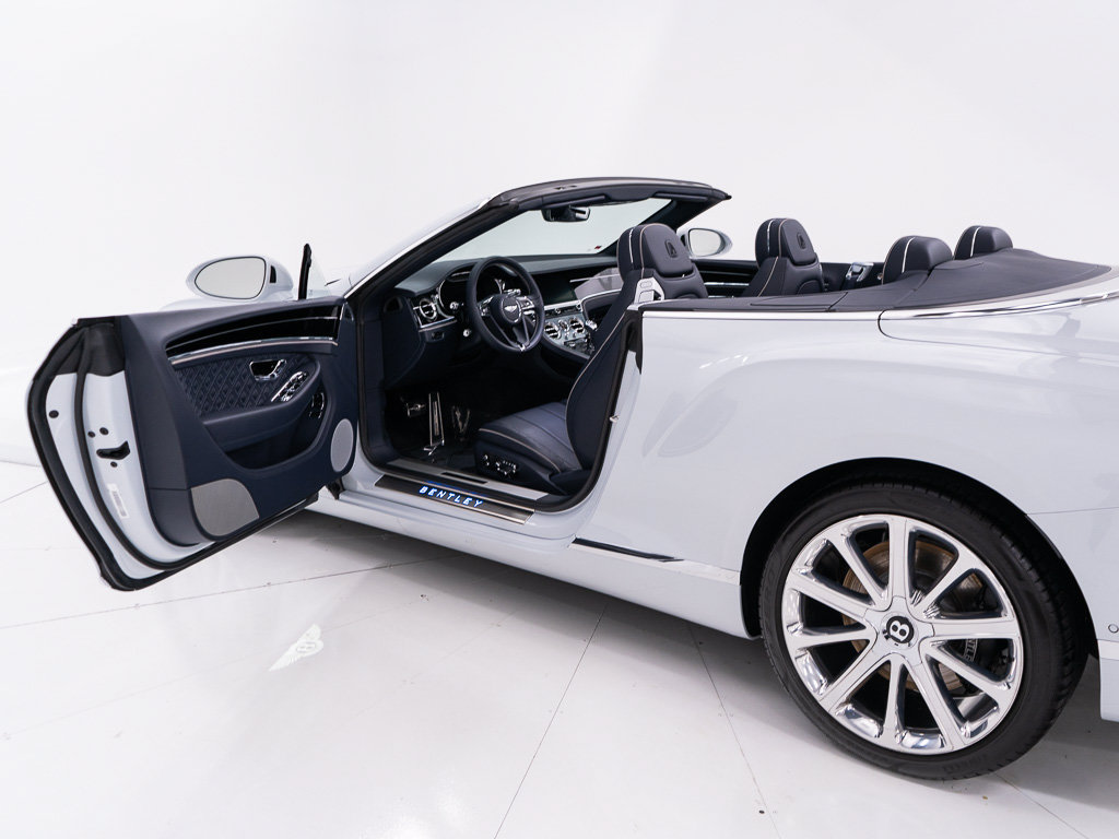 Used 2020 Bentley Continental GT AWD/4WD image 17