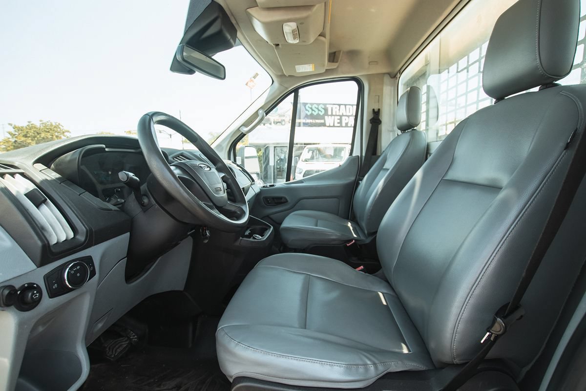 Used 2018 Ford Transit 250 138 RWD image 13