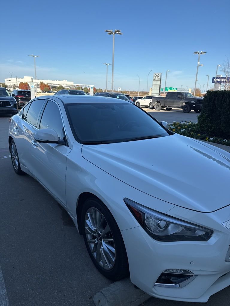Used 2021 INFINITI Q50 Luxe image 3