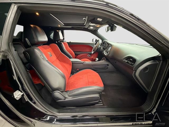 Used 2016 Dodge Challenger R/T Scat Pack RWD image 32
