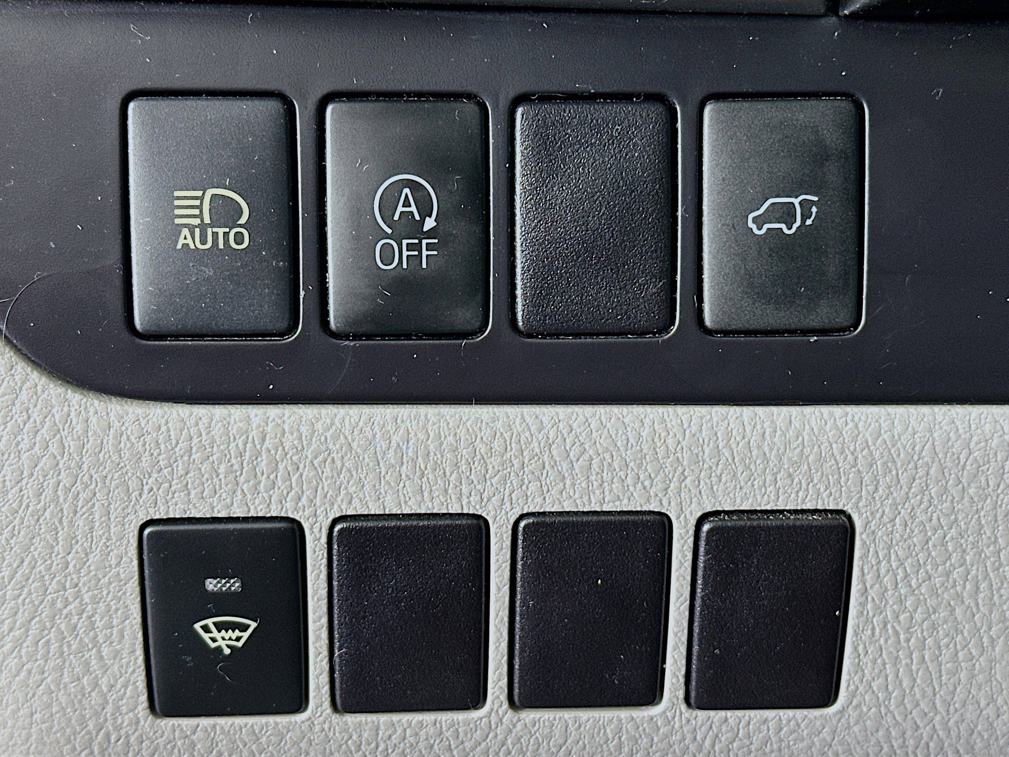 Used 2019 Toyota Highlander XLE image 17