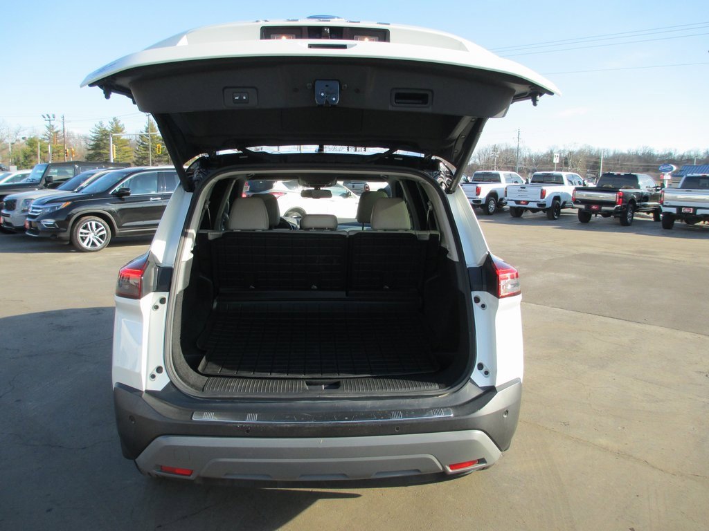 Used 2021 Nissan Rogue SL w/ Premium Package image 8