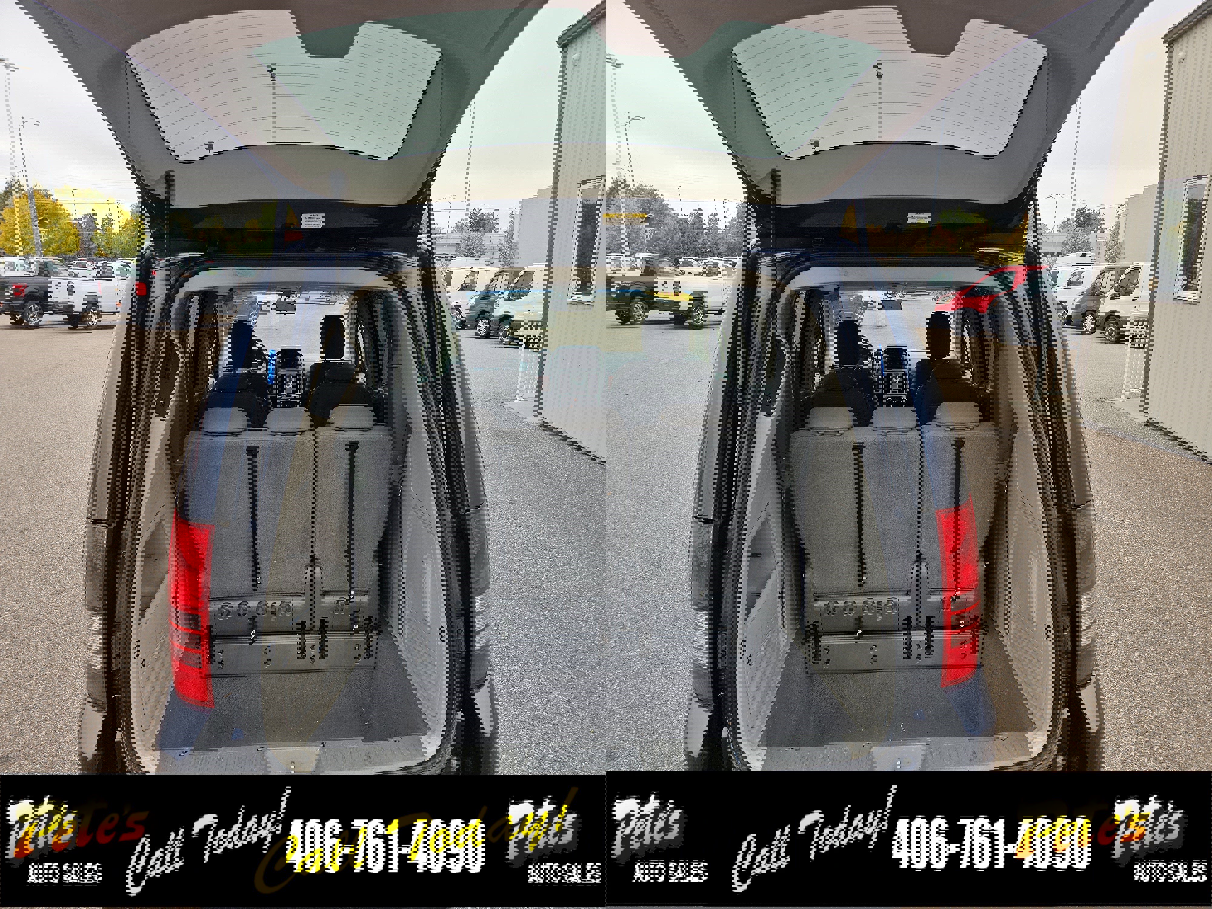 Used 2009 Chrysler Town & Country Touring image 9