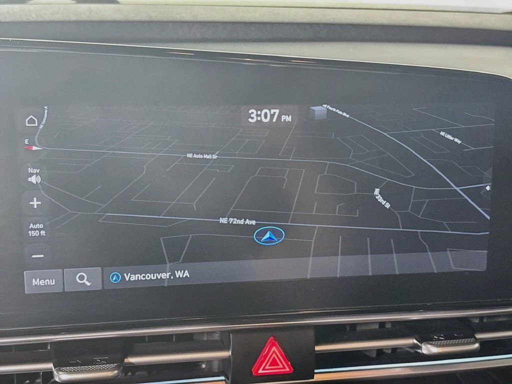 Used 2023 Hyundai Elantra Limited FWD image 16