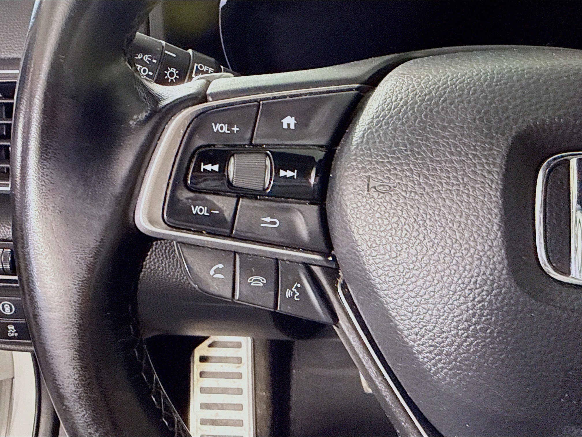 Used 2020 Honda Accord Sport image 14