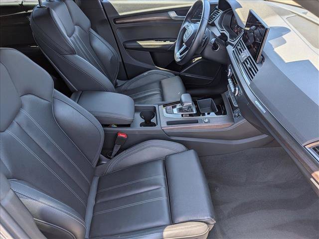 Used 2023 Audi Q5 2.0T Premium Plus w/ Premium Plus Package AWD/4WD image 23