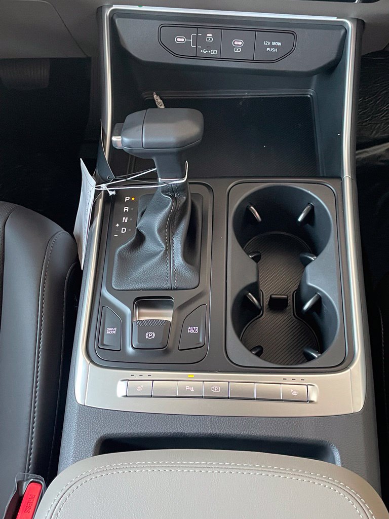 New 2026 Kia Carnival FWD image 21