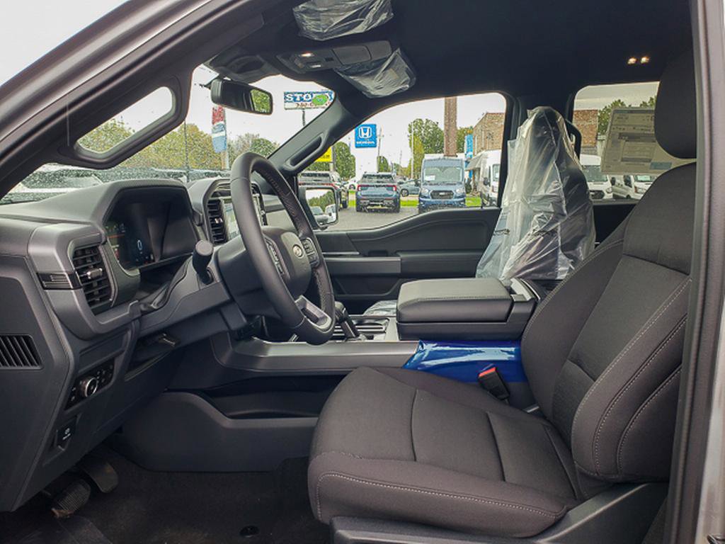 New 2025 Ford F150 XLT image 7