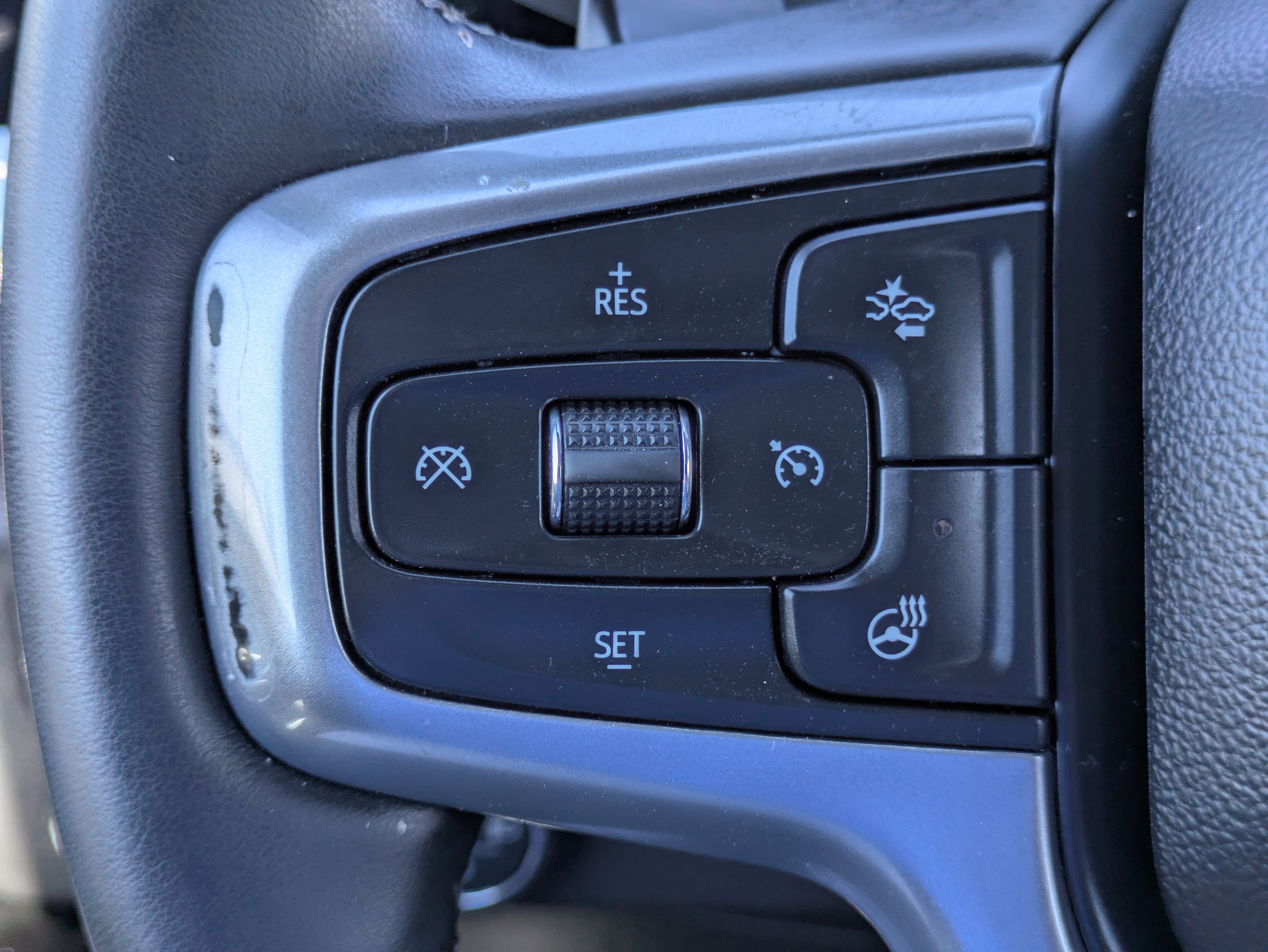 Used 2024 Chevrolet Silverado 1500 RST w/ Convenience Package II image 15