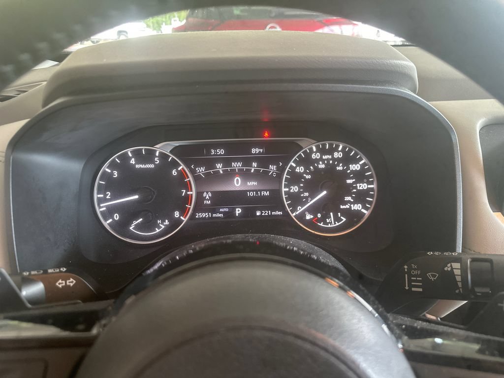 Used 2023 Nissan Rogue SL w/ SL Premium Package AWD/4WD image 16