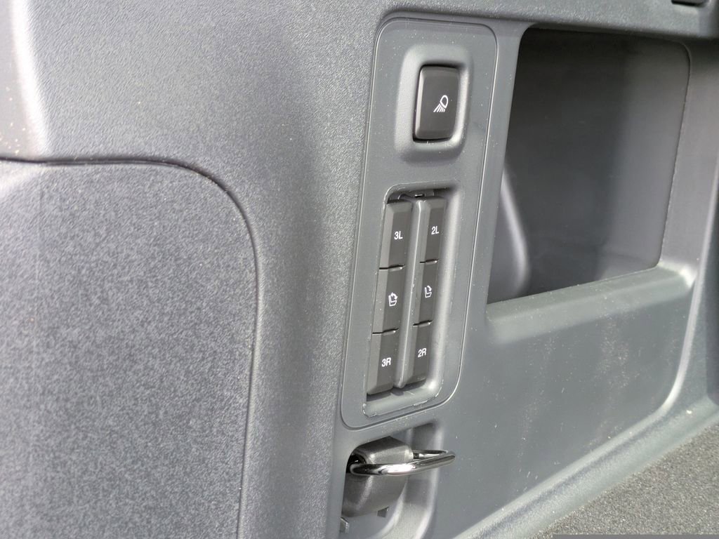 New 2026 Ford Expedition Active RWD image 13