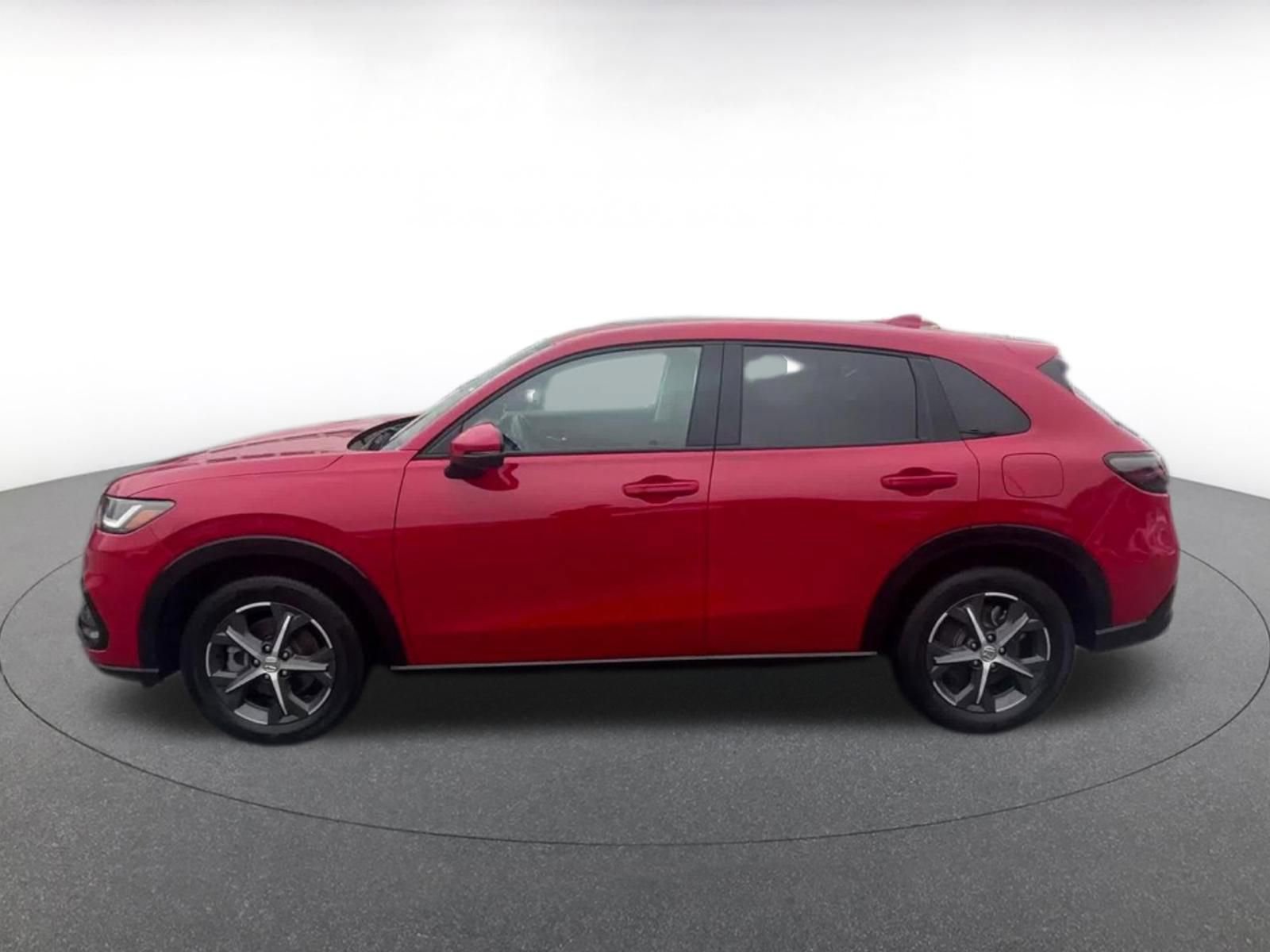 Used 2025 Honda HR-V EX-L image 9