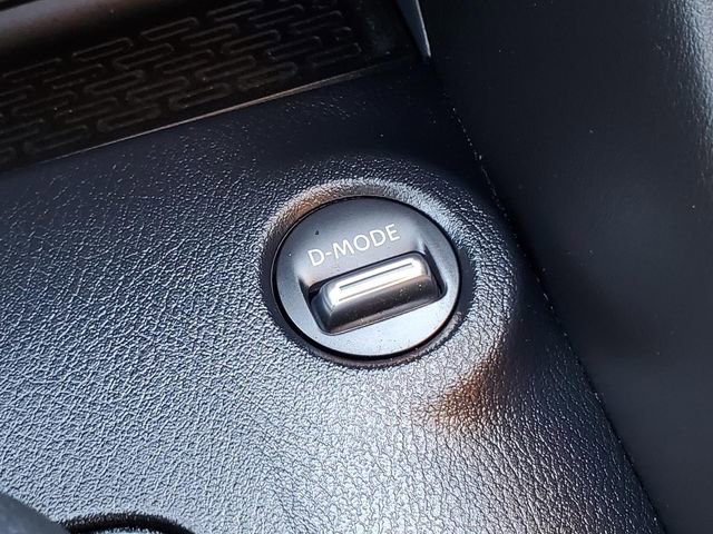 Certified 2024 Nissan Z Performance w/ Floor Mat Package image 23