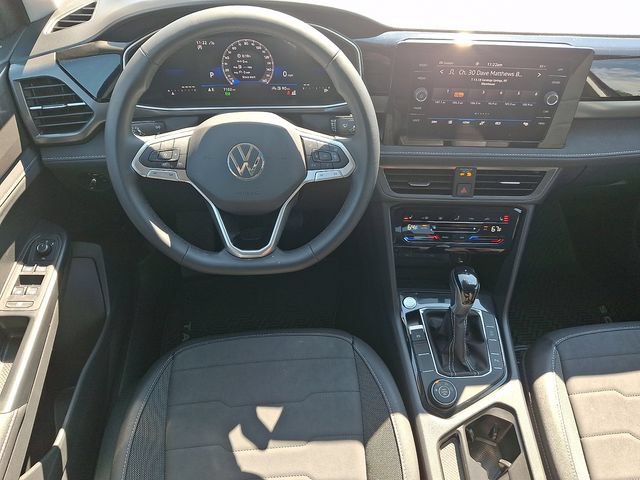 Certified 2026 Volkswagen Taos SE AWD/4WD image 11