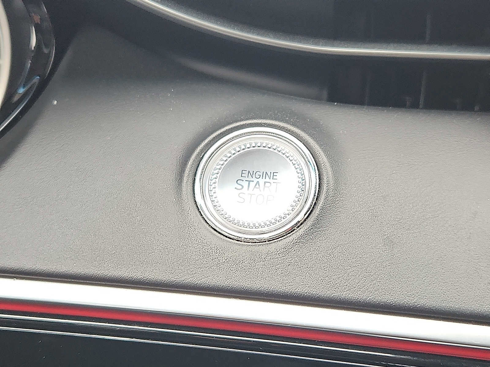 Used 2022 Genesis GV70 2.5T w/ Advanced Package image 23