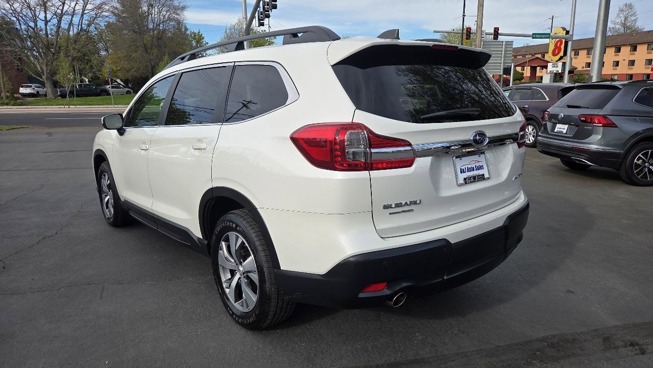 Used 2022 Subaru Ascent Premium w/ Convenience Package image 11