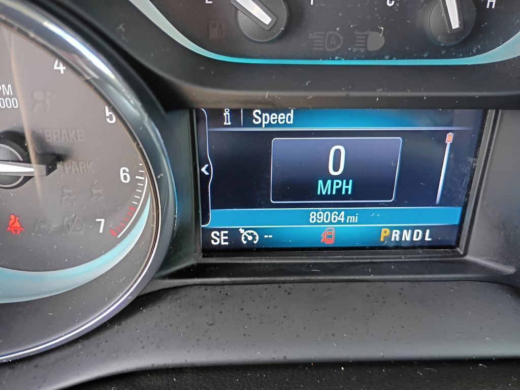 Used 2018 Buick Envision Essence w/ LPO, Cargo Package FWD image 7