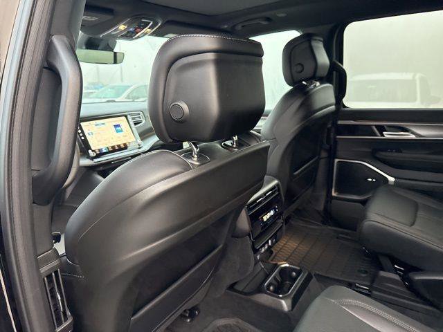 New 2026 Jeep Grand Wagoneer 4WD image 26