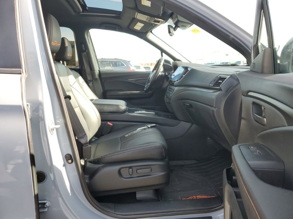 Certified 2024 Honda Ridgeline TrailSport image 38