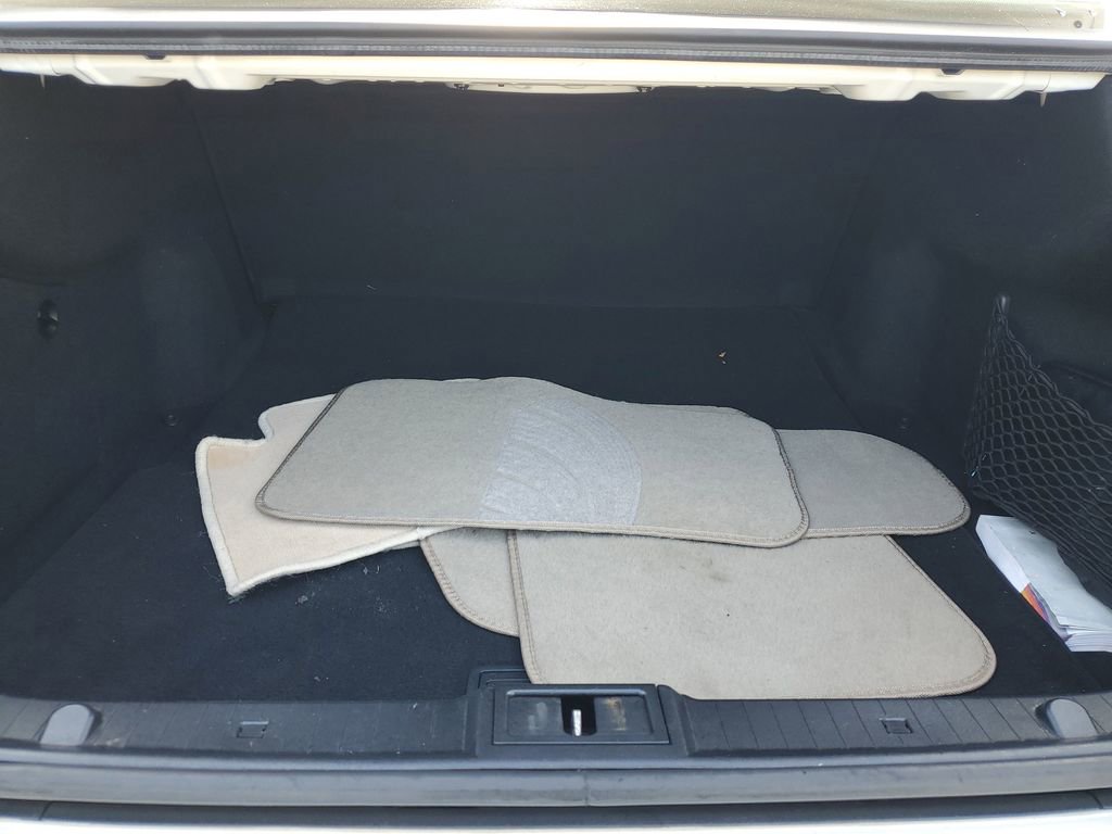 Used 2006 Mercedes-Benz E 350 4MATIC Sedan image 15