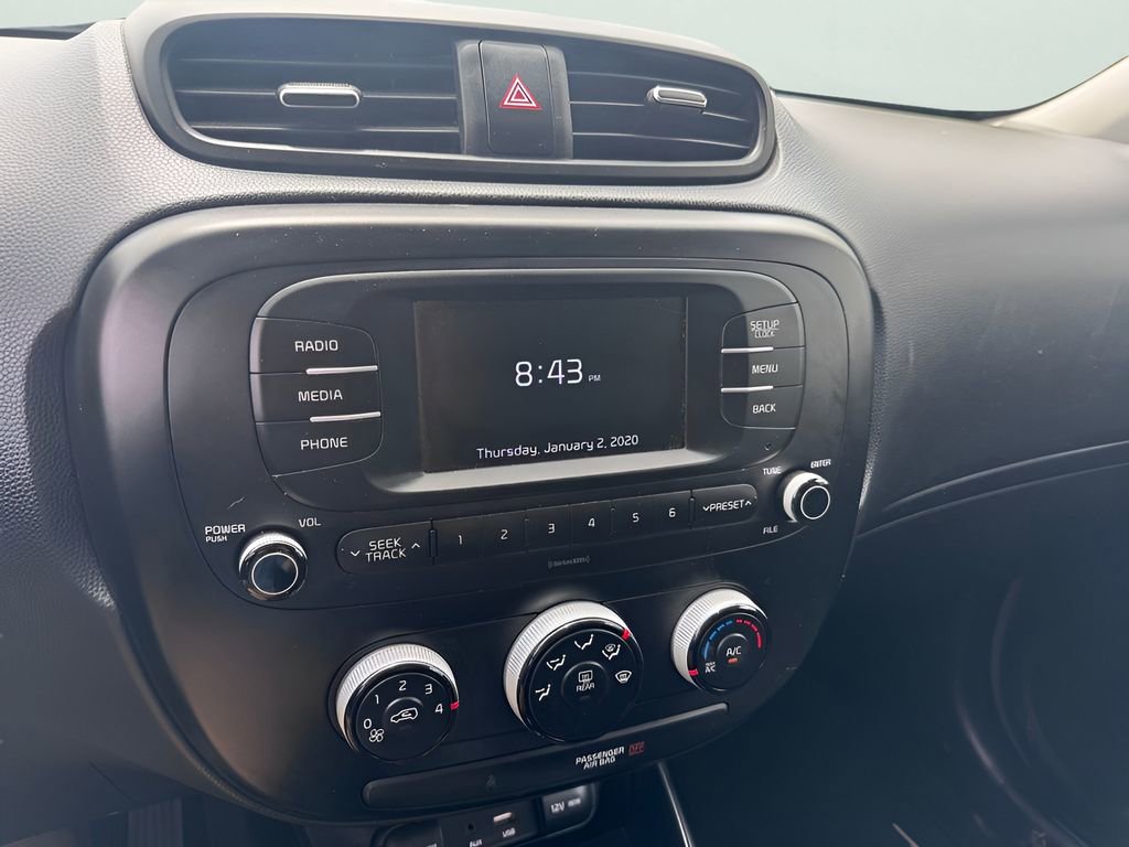 Used 2017 Kia Soul FWD image 21