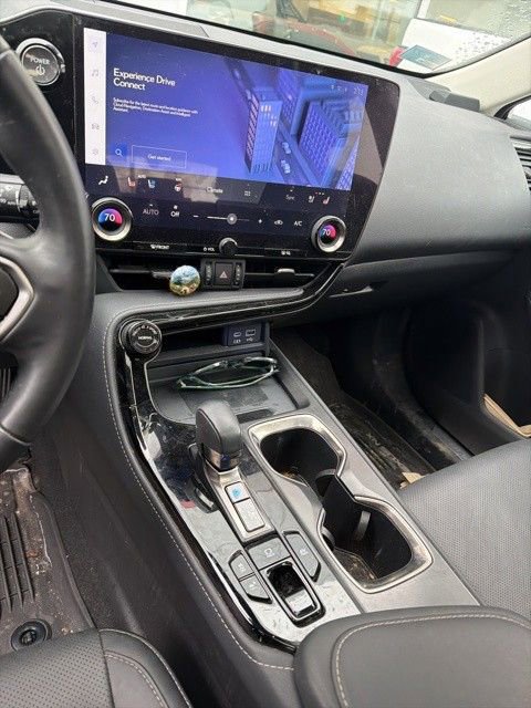 Used 2023 Lexus NX 350h AWD image 10
