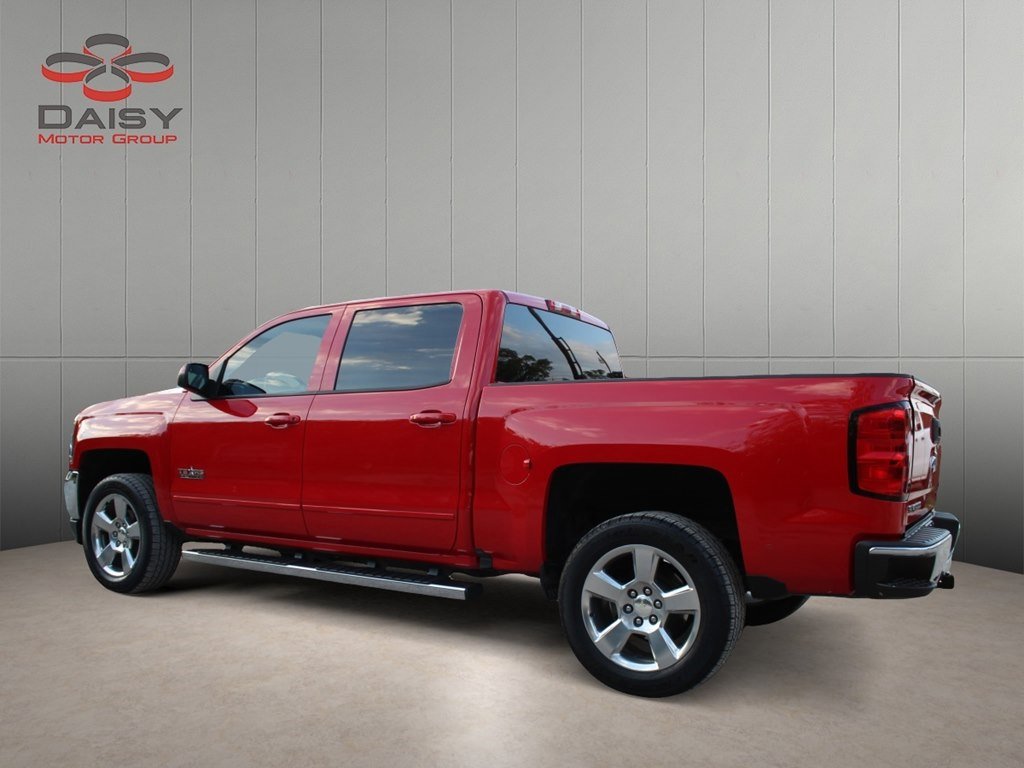 Used 2018 Chevrolet Silverado 1500 LT w/ Texas Edition image 7