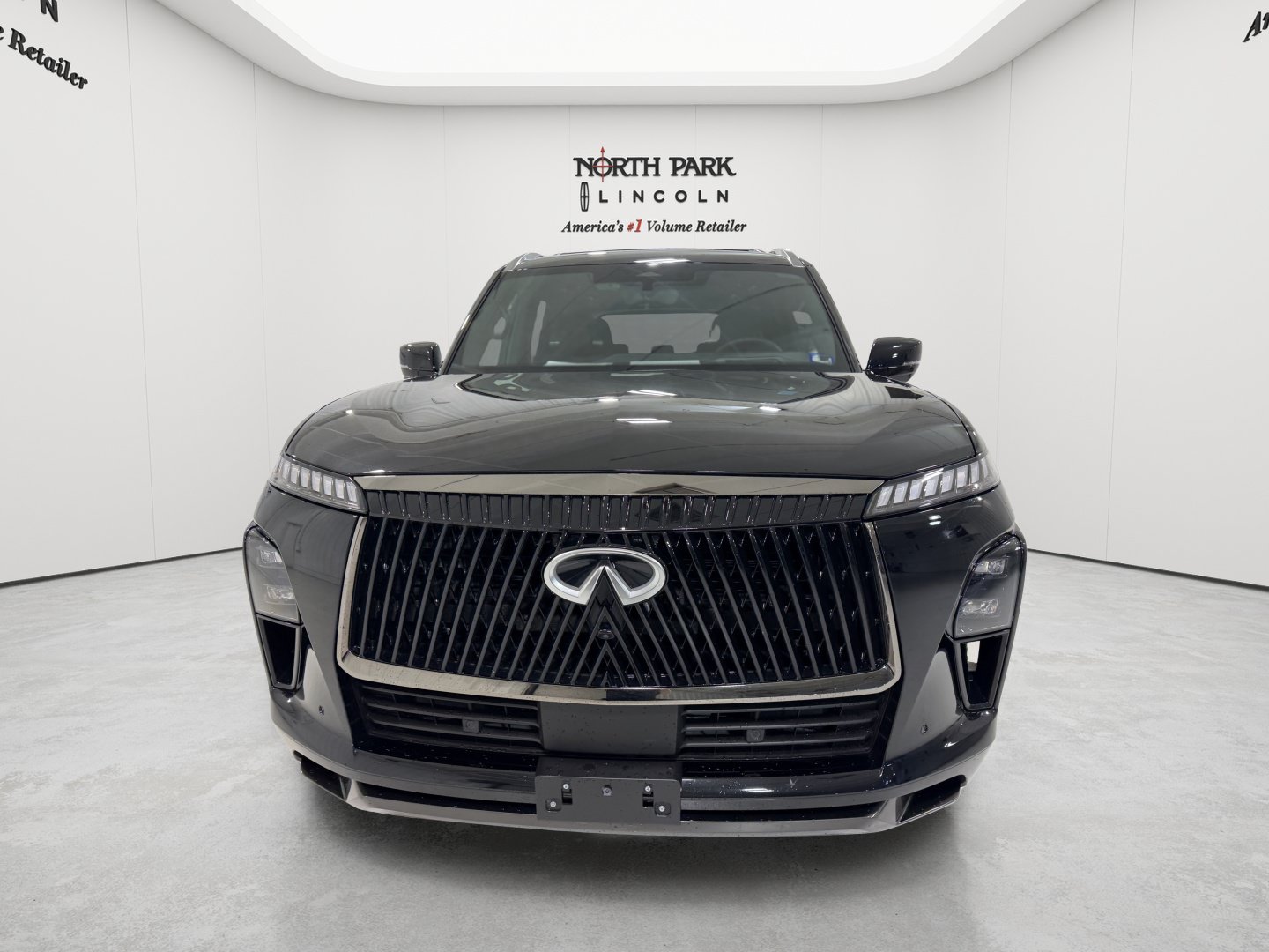 Used 2026 INFINITI QX80 Autograph AWD/4WD image 9