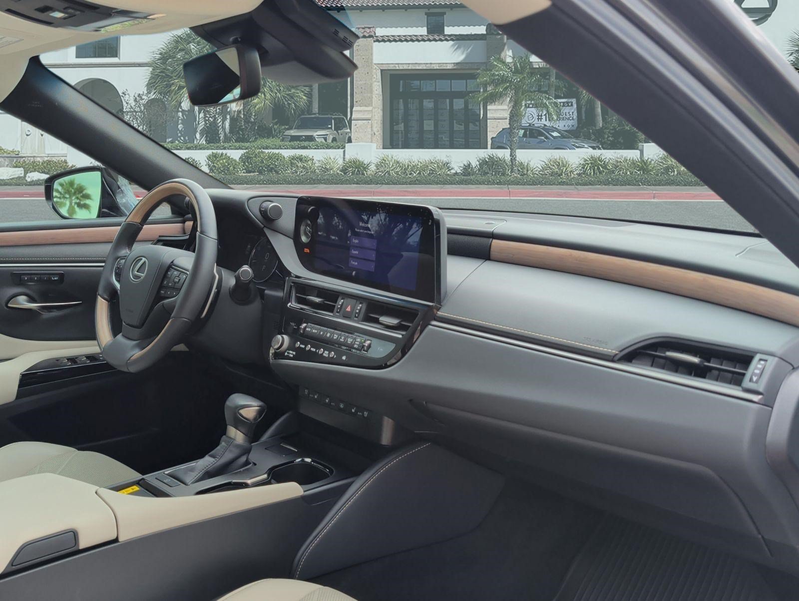 Used 2024 Lexus ES 350 w/ Technology Package FWD image 30