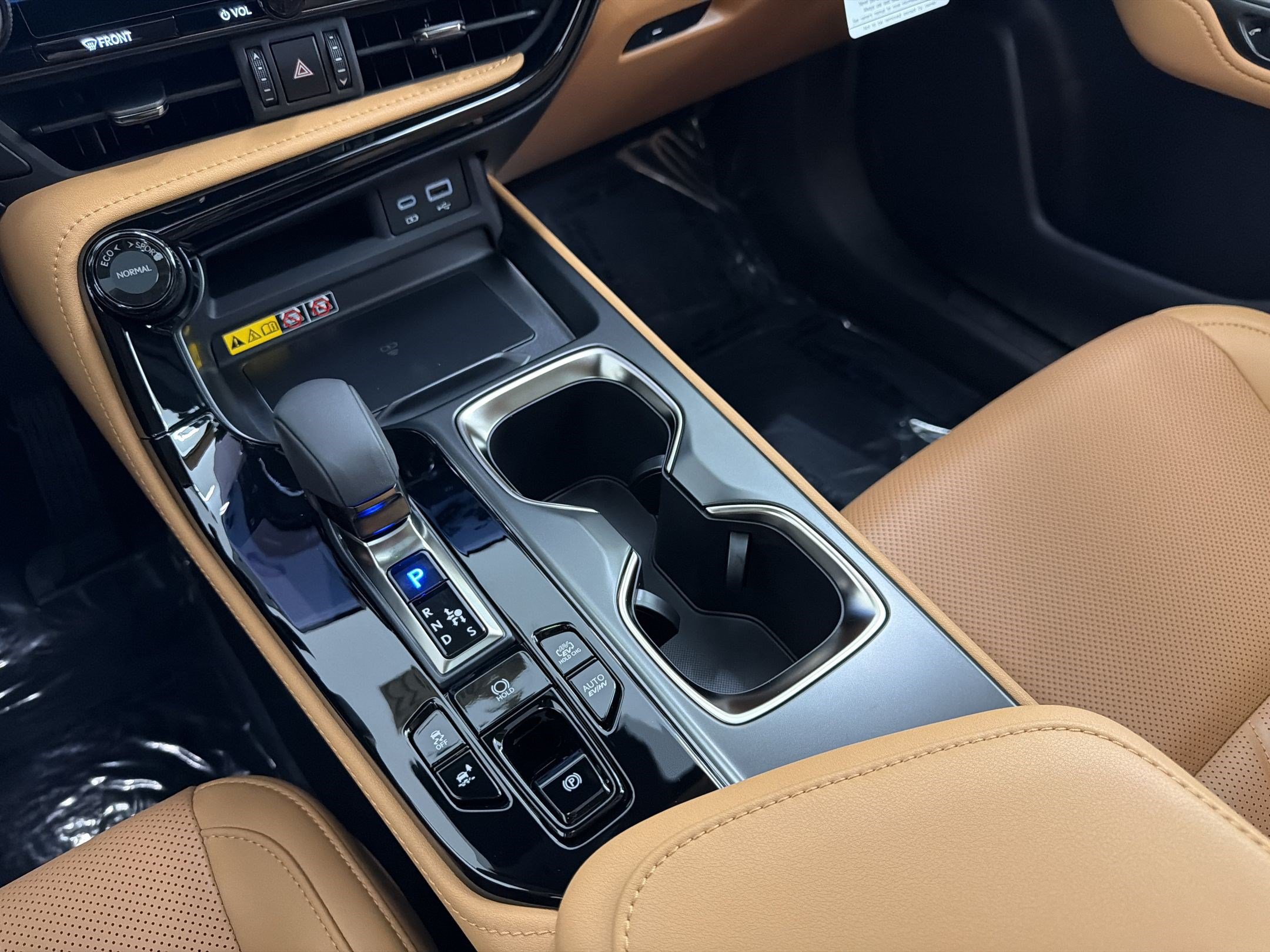 New 2026 Lexus NX 450h+ AWD w/ Luxury Package image 16