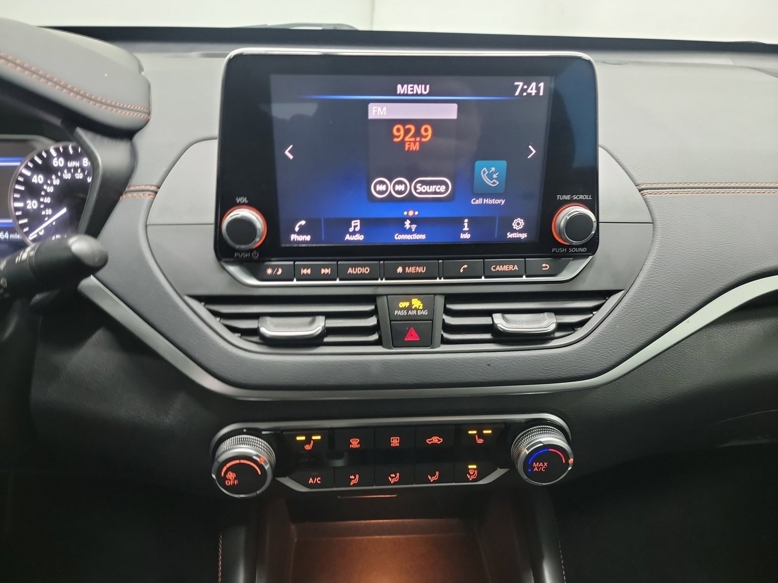 Used 2020 Nissan Altima 2.5 SR w/ Premium Package image 21